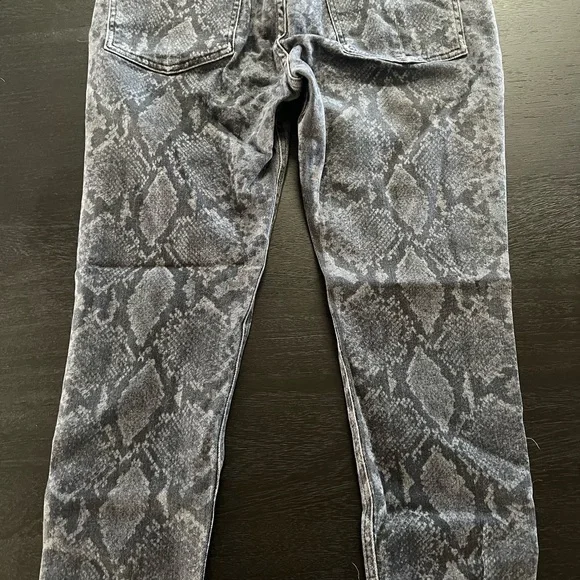 rag & bone Women's Gray Snake Print Skinny Jeans - Picture 3 of 3